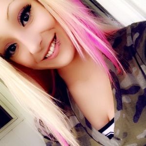 Meet your Posher, Haley